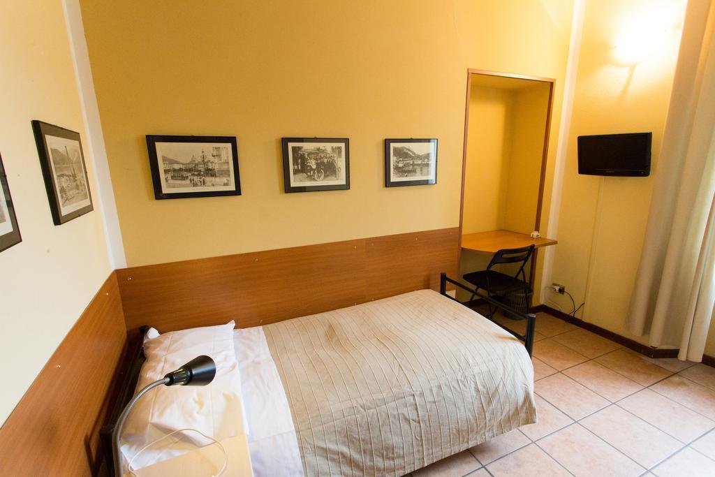 Hotel Pontenuovo Merone Room photo